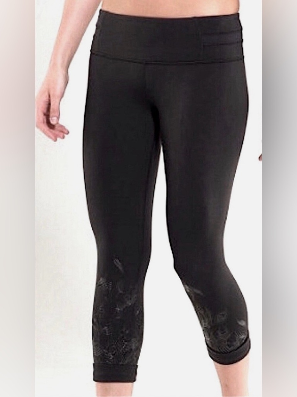 Lululemon Acro Crop Capris Legging Peacock Feather